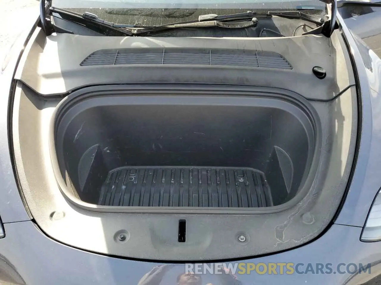 13 Photograph of a damaged car 7SAYGDED1PF979995 TESLA MODEL Y 2023
