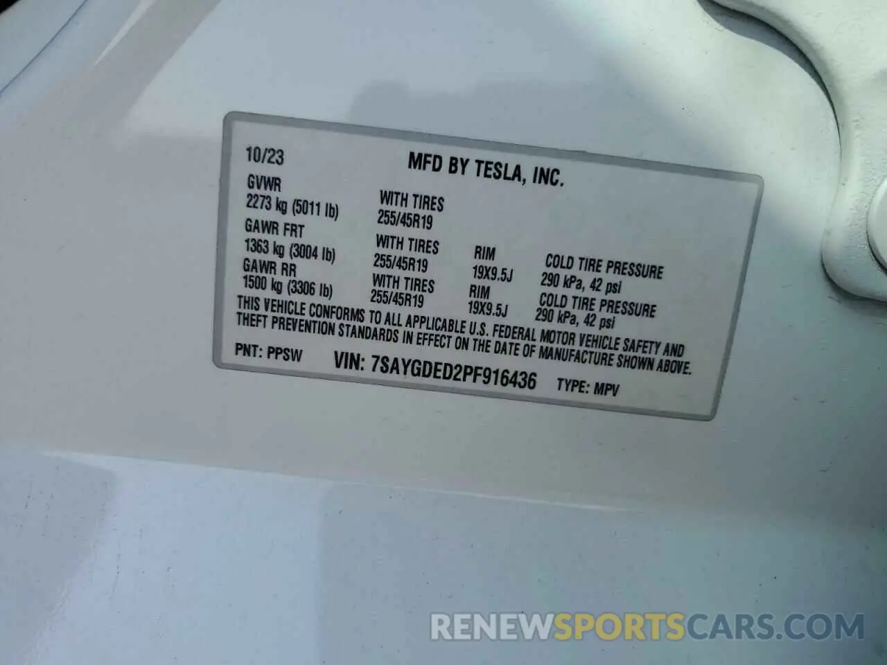 13 Photograph of a damaged car 7SAYGDED2PF916436 TESLA MODEL Y 2023