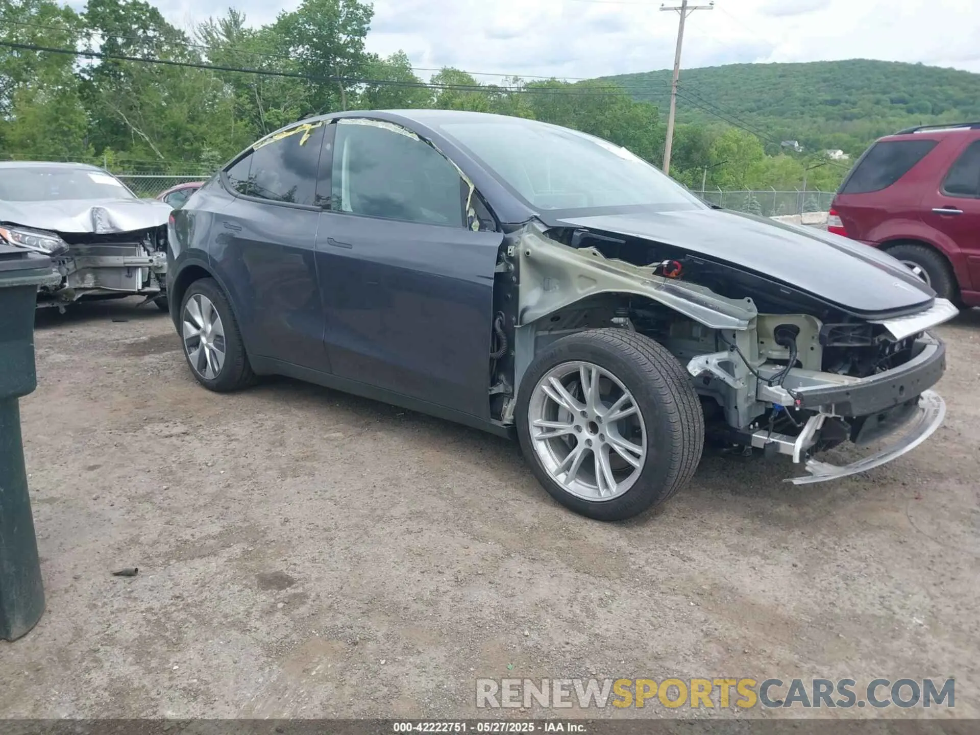 1 Фотография поврежденного автомобиля 7SAYGDED2PF935181 TESLA MODEL Y 2023