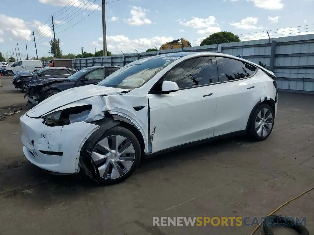 1 Фотография поврежденного автомобиля 7SAYGDED2PF946021 TESLA MODEL Y 2023