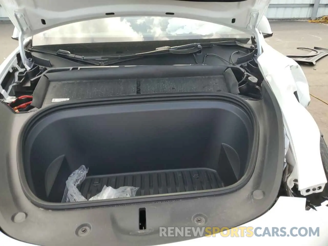 12 Фотография поврежденного автомобиля 7SAYGDED2PF946021 TESLA MODEL Y 2023
