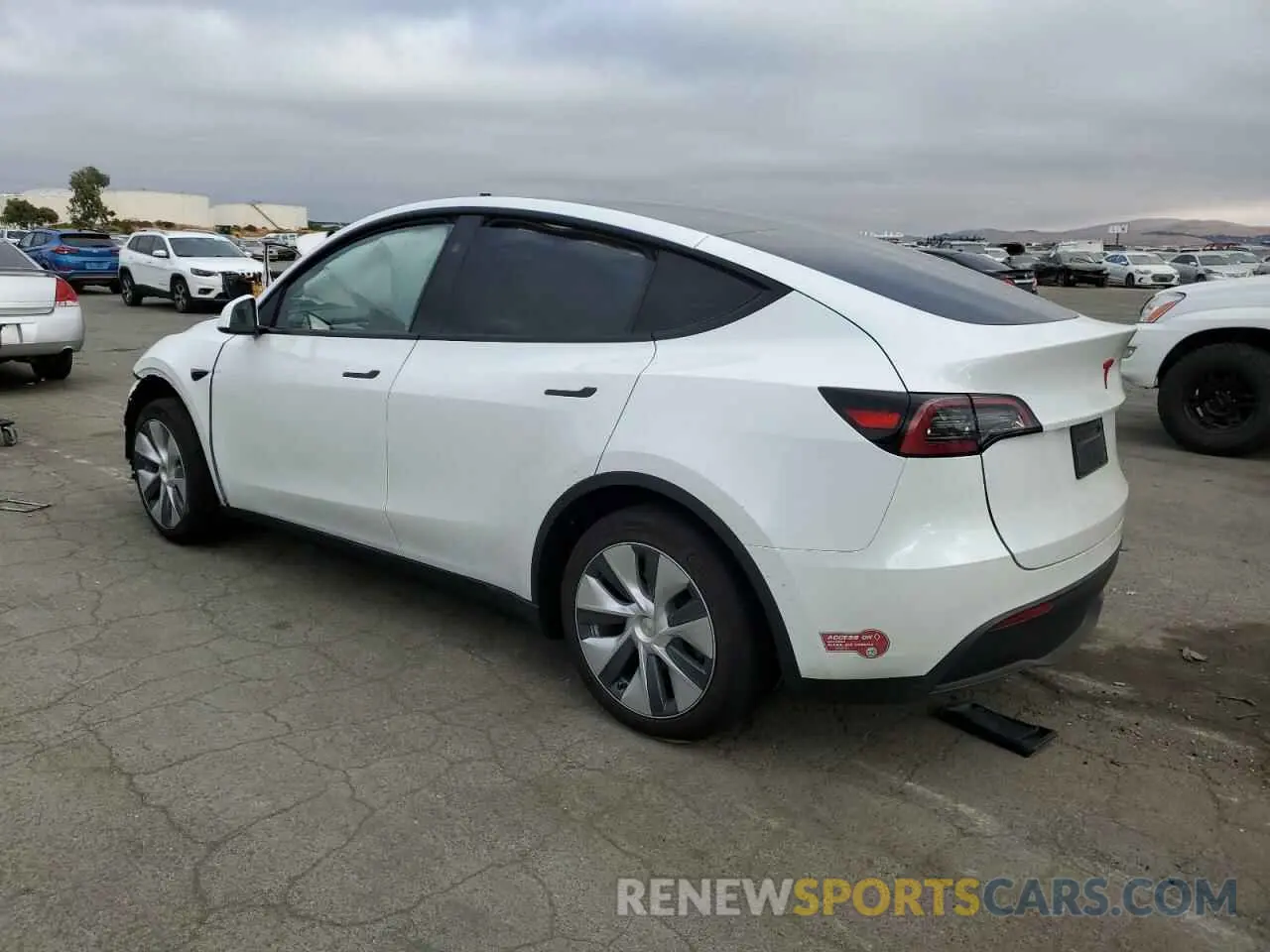 2 Photograph of a damaged car 7SAYGDED2PF956256 TESLA MODEL Y 2023