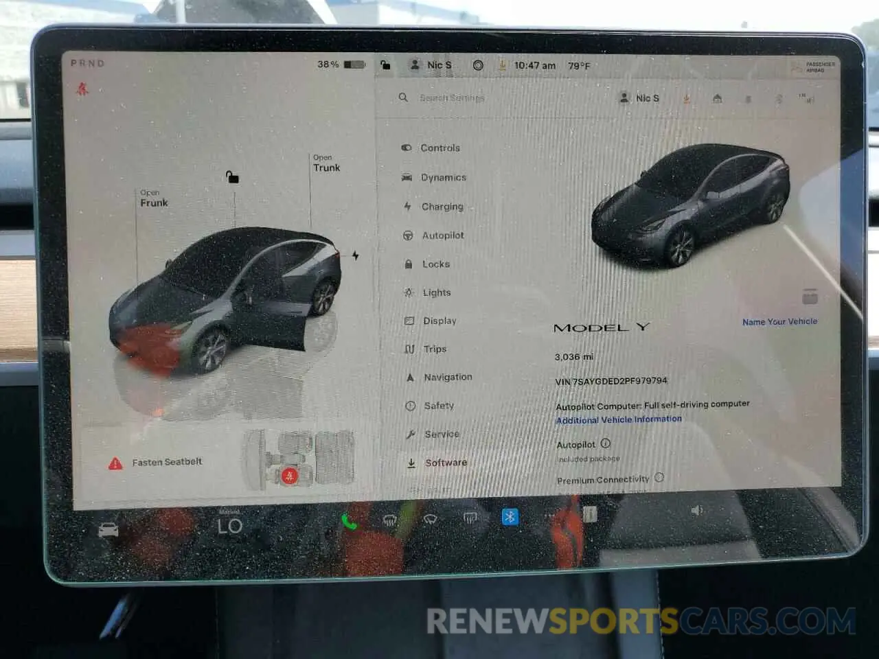 9 Photograph of a damaged car 7SAYGDED2PF979794 TESLA MODEL Y 2023