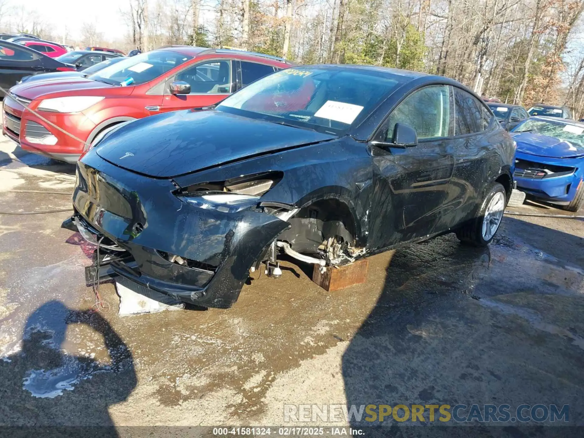 2 Photograph of a damaged car 7SAYGDED3PF931172 TESLA MODEL Y 2023
