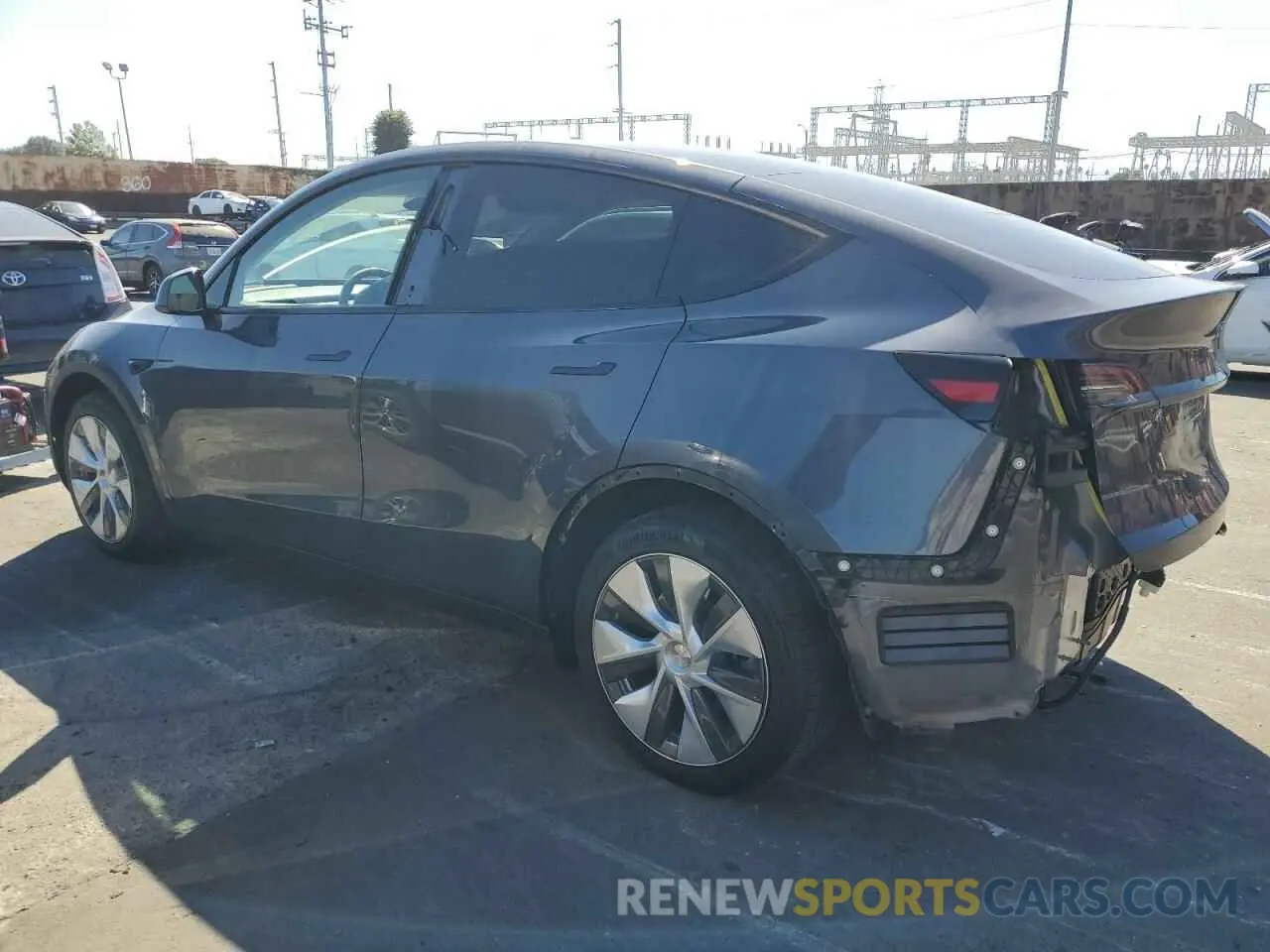 2 Фотография поврежденного автомобиля 7SAYGDED3PF949719 TESLA MODEL Y 2023