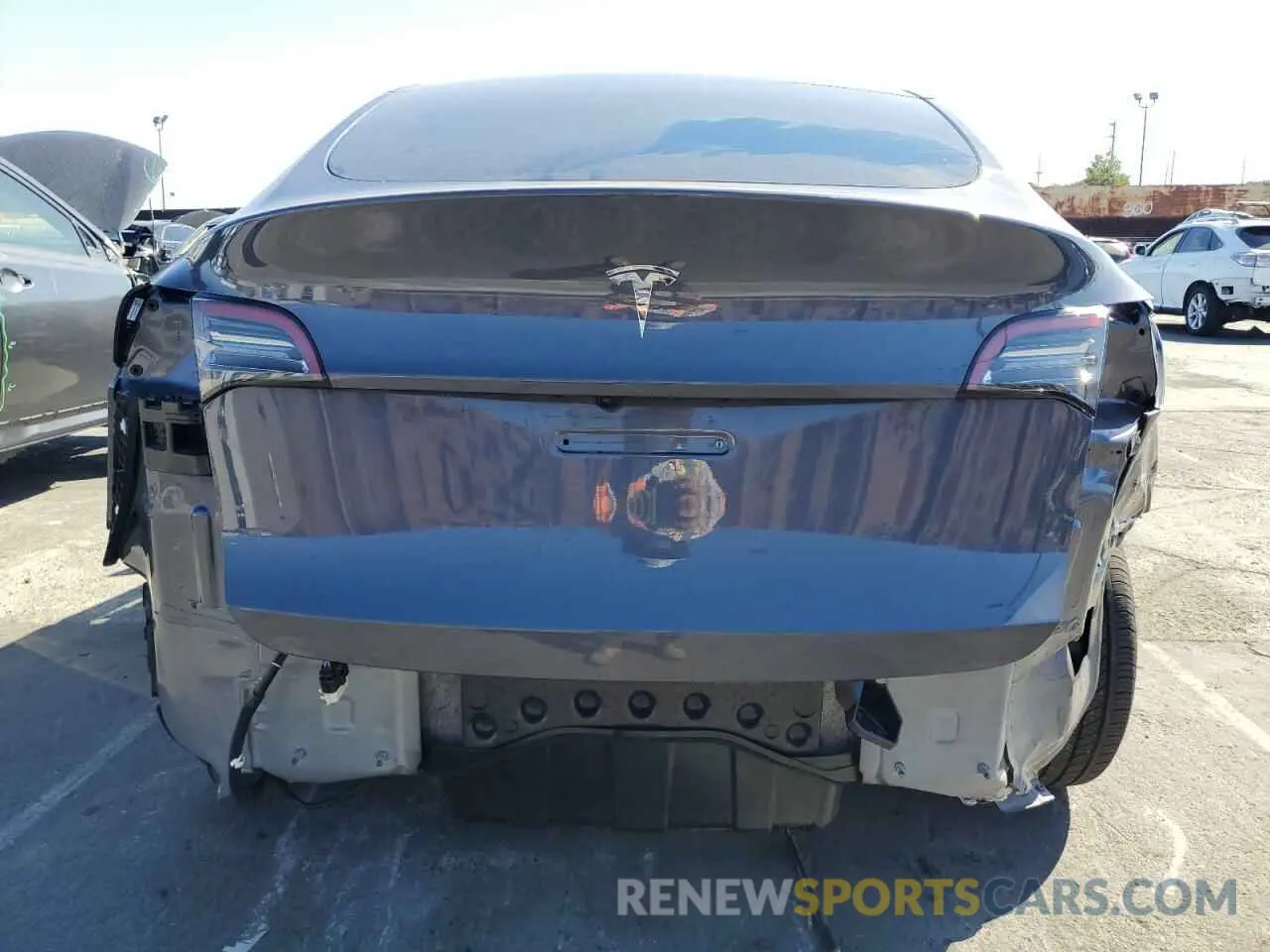 6 Фотография поврежденного автомобиля 7SAYGDED3PF949719 TESLA MODEL Y 2023