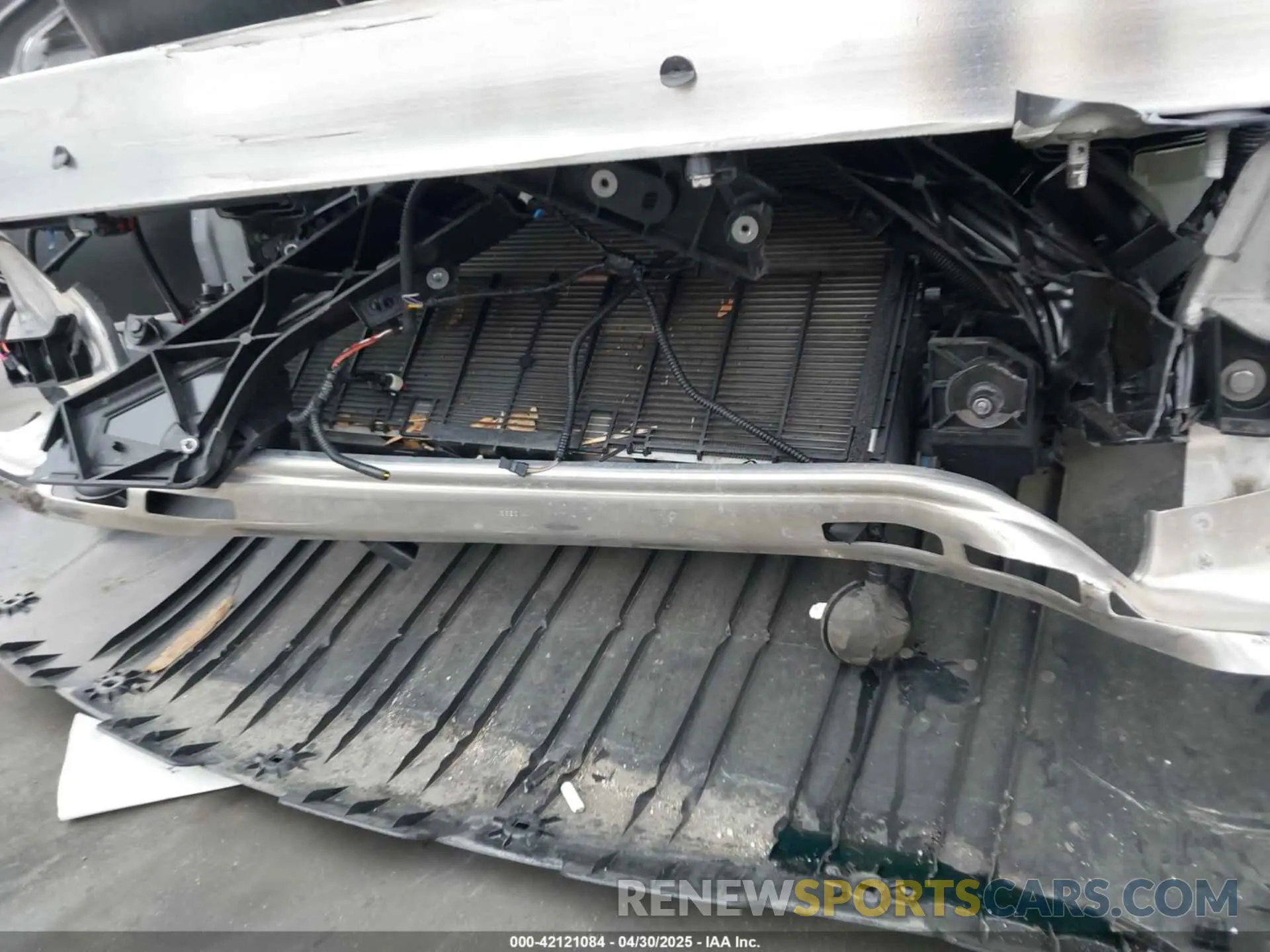 20 Photograph of a damaged car 7SAYGDED3PF962583 TESLA MODEL Y 2023