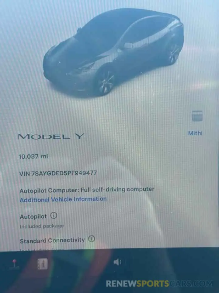 9 Photograph of a damaged car 7SAYGDED5PF949477 TESLA MODEL Y 2023