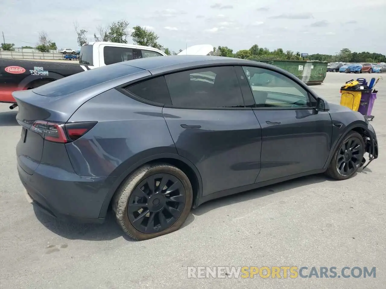 3 Photograph of a damaged car 7SAYGDED6PF950198 TESLA MODEL Y 2023