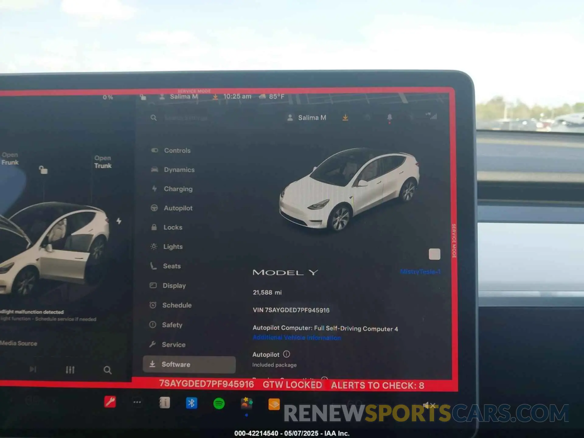 7 Photograph of a damaged car 7SAYGDED7PF945916 TESLA MODEL Y 2023