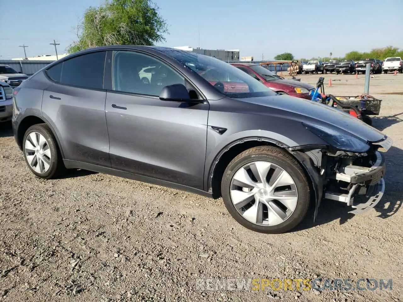 4 Фотография поврежденного автомобиля 7SAYGDED8PF958836 TESLA MODEL Y 2023