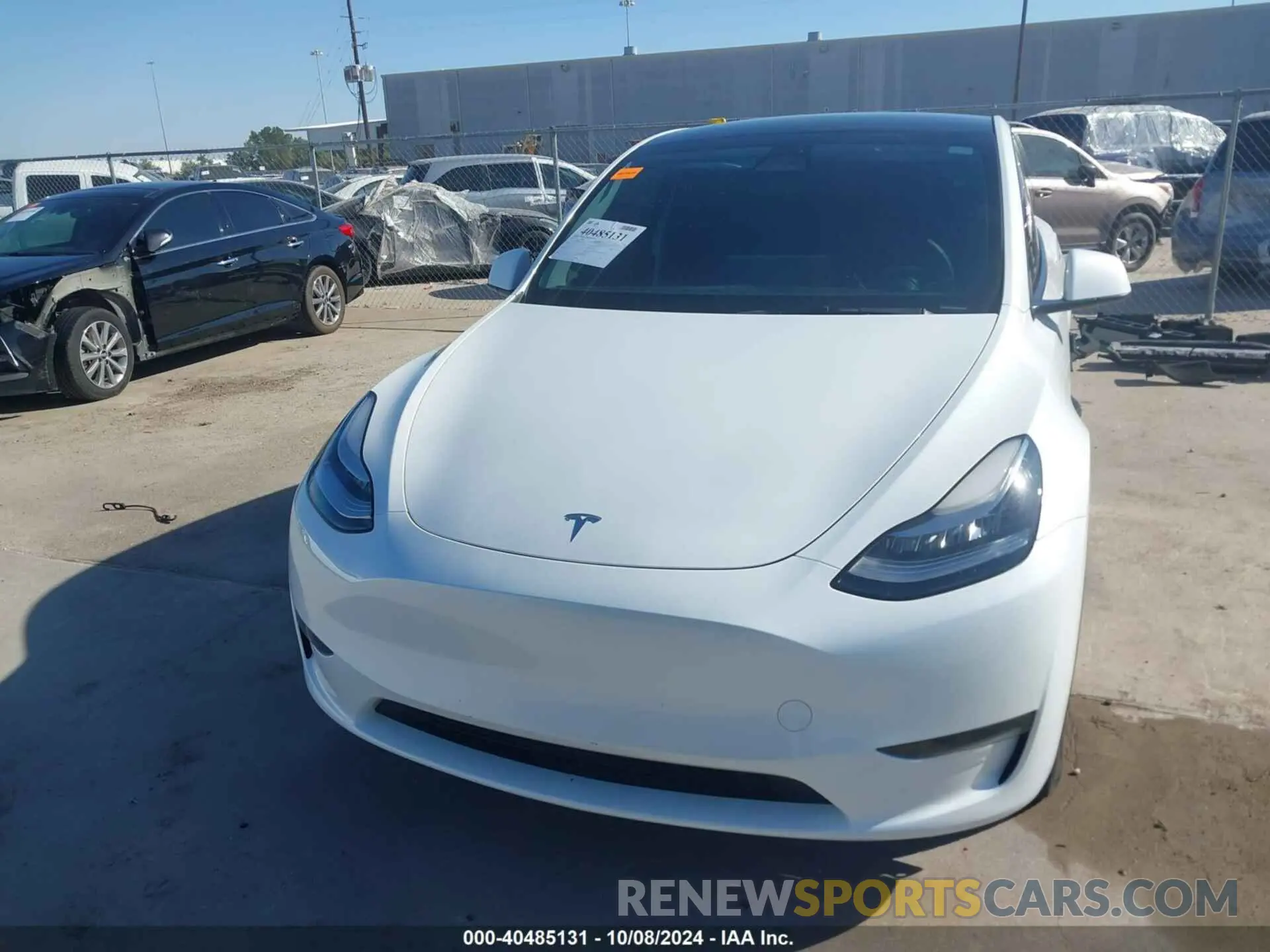 13 Photograph of a damaged car 7SAYGDEE0PA030461 TESLA MODEL Y 2023