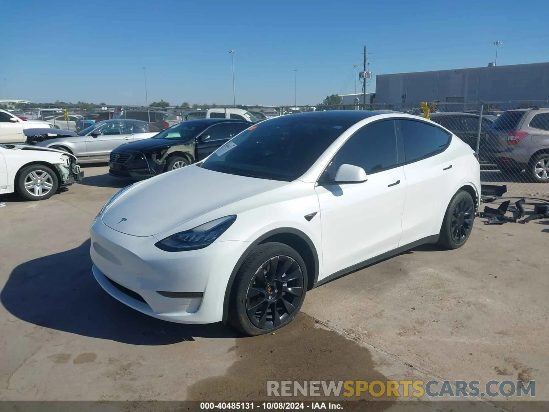 2 Photograph of a damaged car 7SAYGDEE0PA030461 TESLA MODEL Y 2023