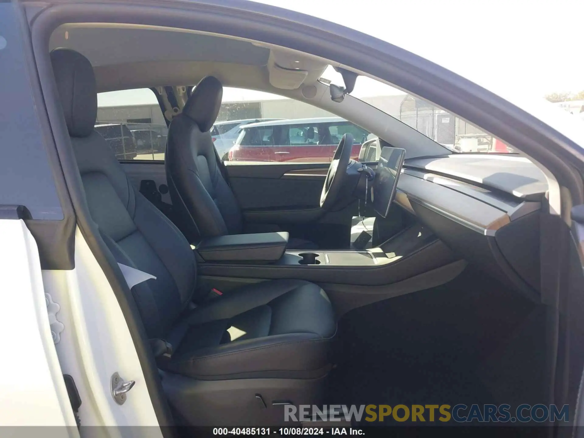 5 Photograph of a damaged car 7SAYGDEE0PA030461 TESLA MODEL Y 2023
