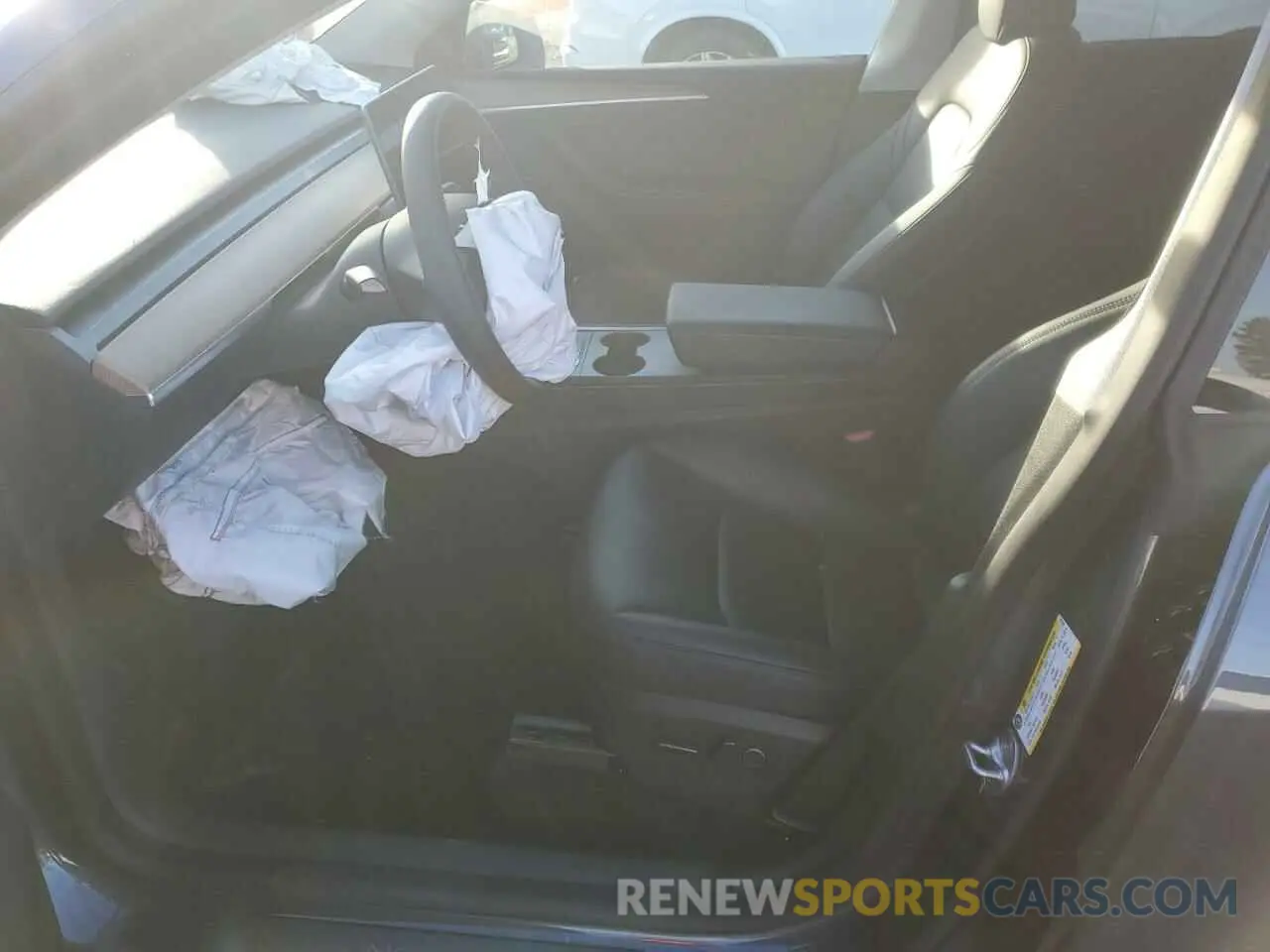 7 Photograph of a damaged car 7SAYGDEE0PA032369 TESLA MODEL Y 2023