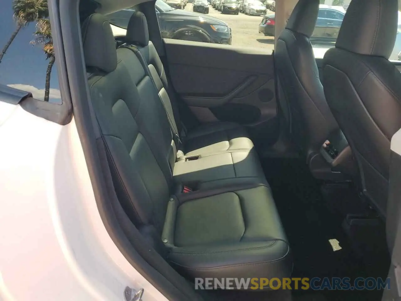 10 Photograph of a damaged car 7SAYGDEE0PA037684 TESLA MODEL Y 2023