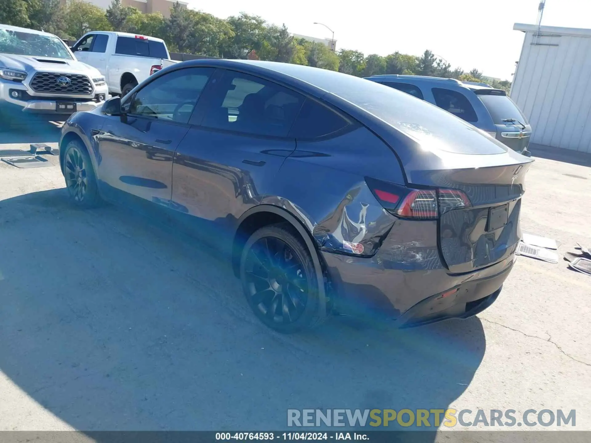 3 Фотография поврежденного автомобиля 7SAYGDEE0PA082169 TESLA MODEL Y 2023