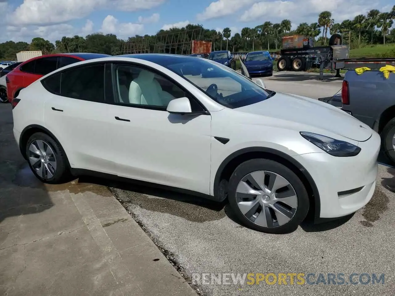 4 Фотография поврежденного автомобиля 7SAYGDEE0PA099585 TESLA MODEL Y 2023