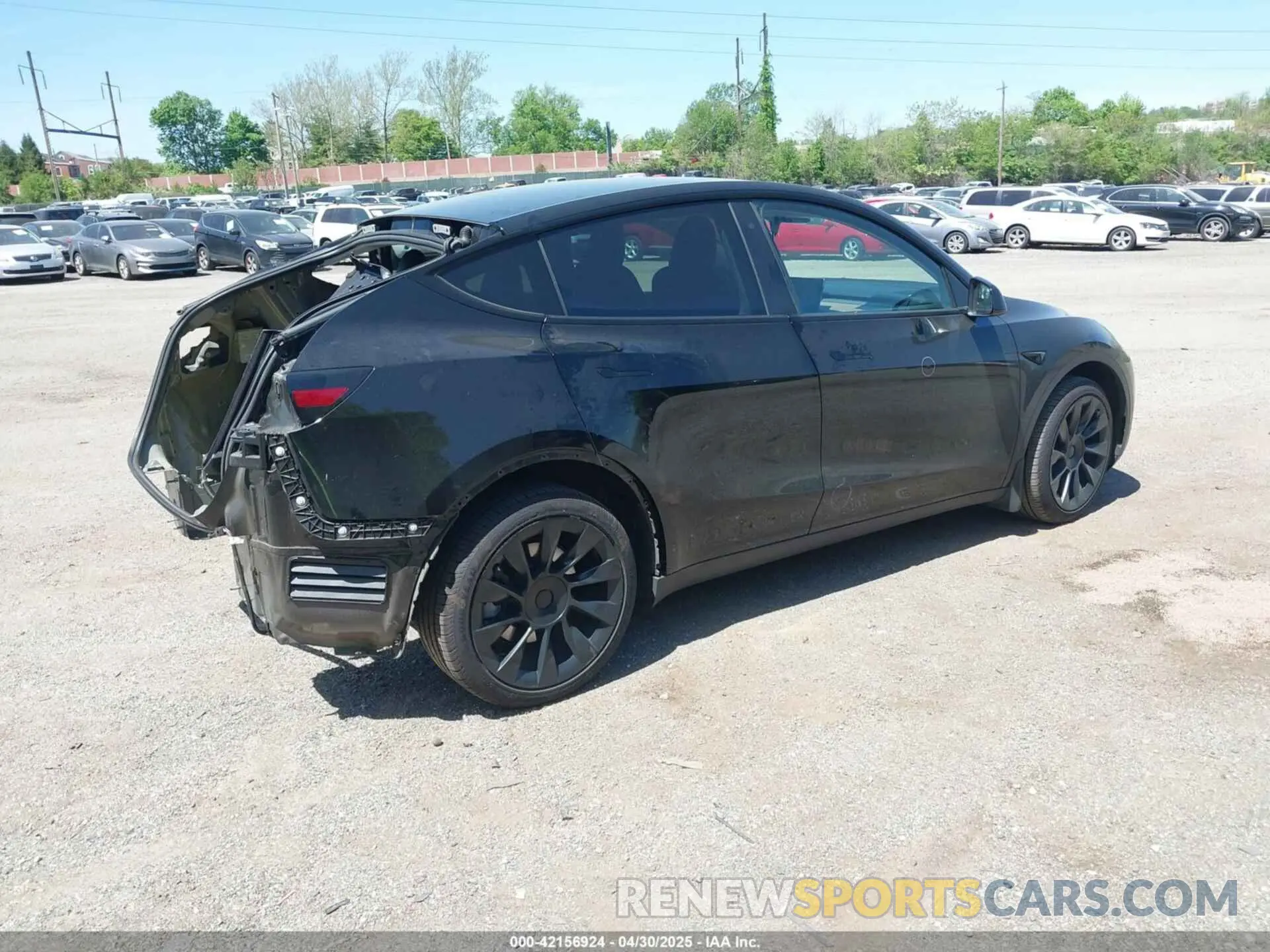 4 Фотография поврежденного автомобиля 7SAYGDEE0PA111430 TESLA MODEL Y 2023
