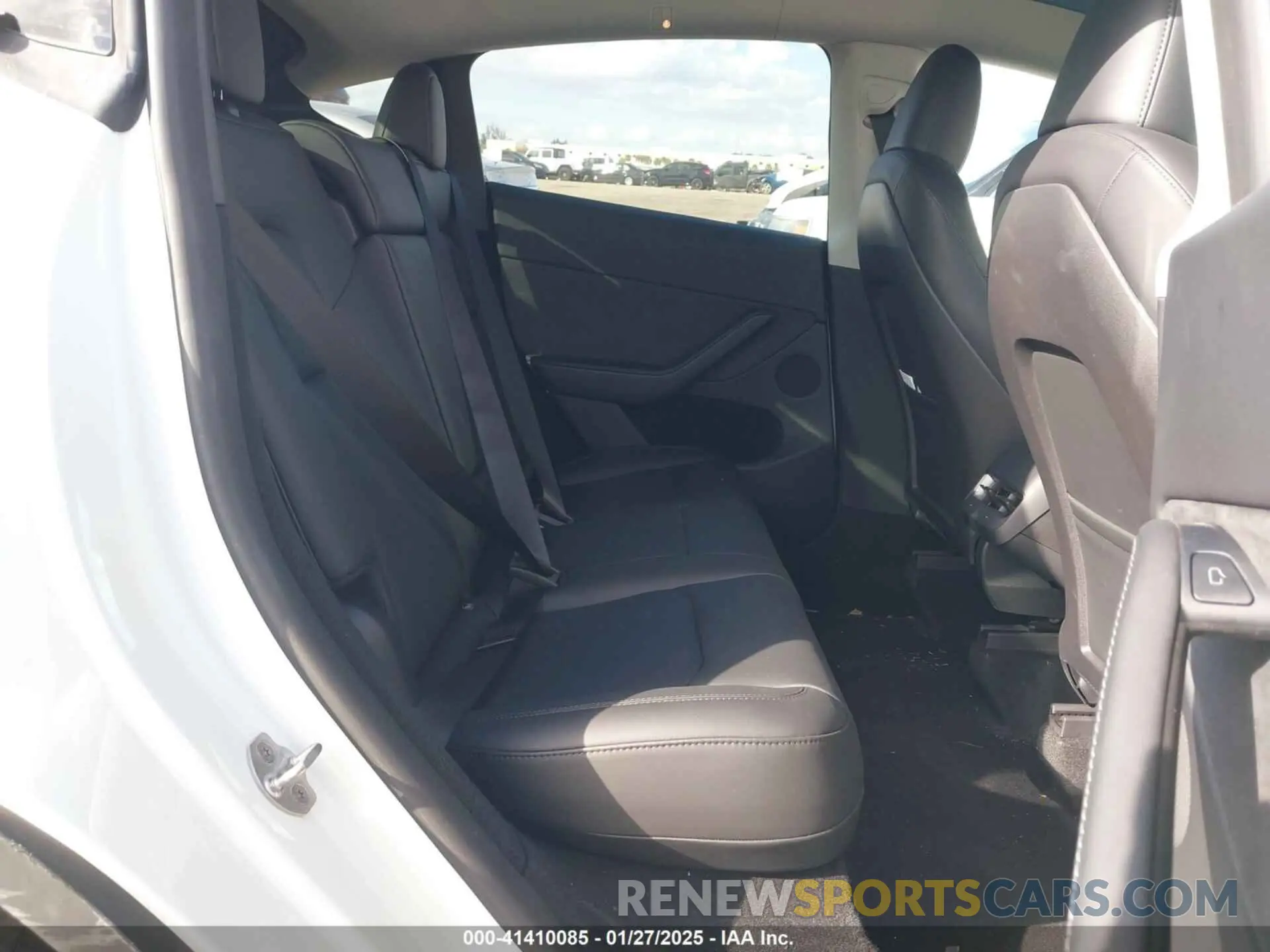 8 Фотография поврежденного автомобиля 7SAYGDEE0PA128888 TESLA MODEL Y 2023