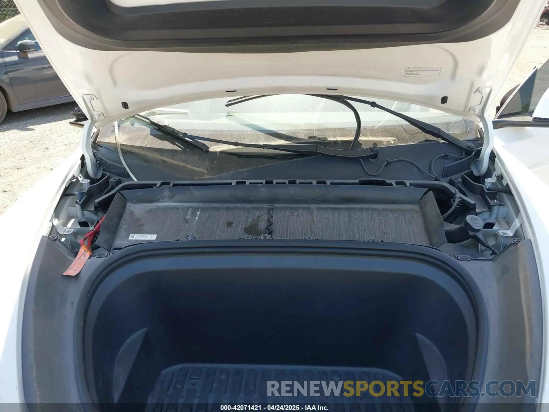 10 Фотография поврежденного автомобиля 7SAYGDEE0PA130057 TESLA MODEL Y 2023