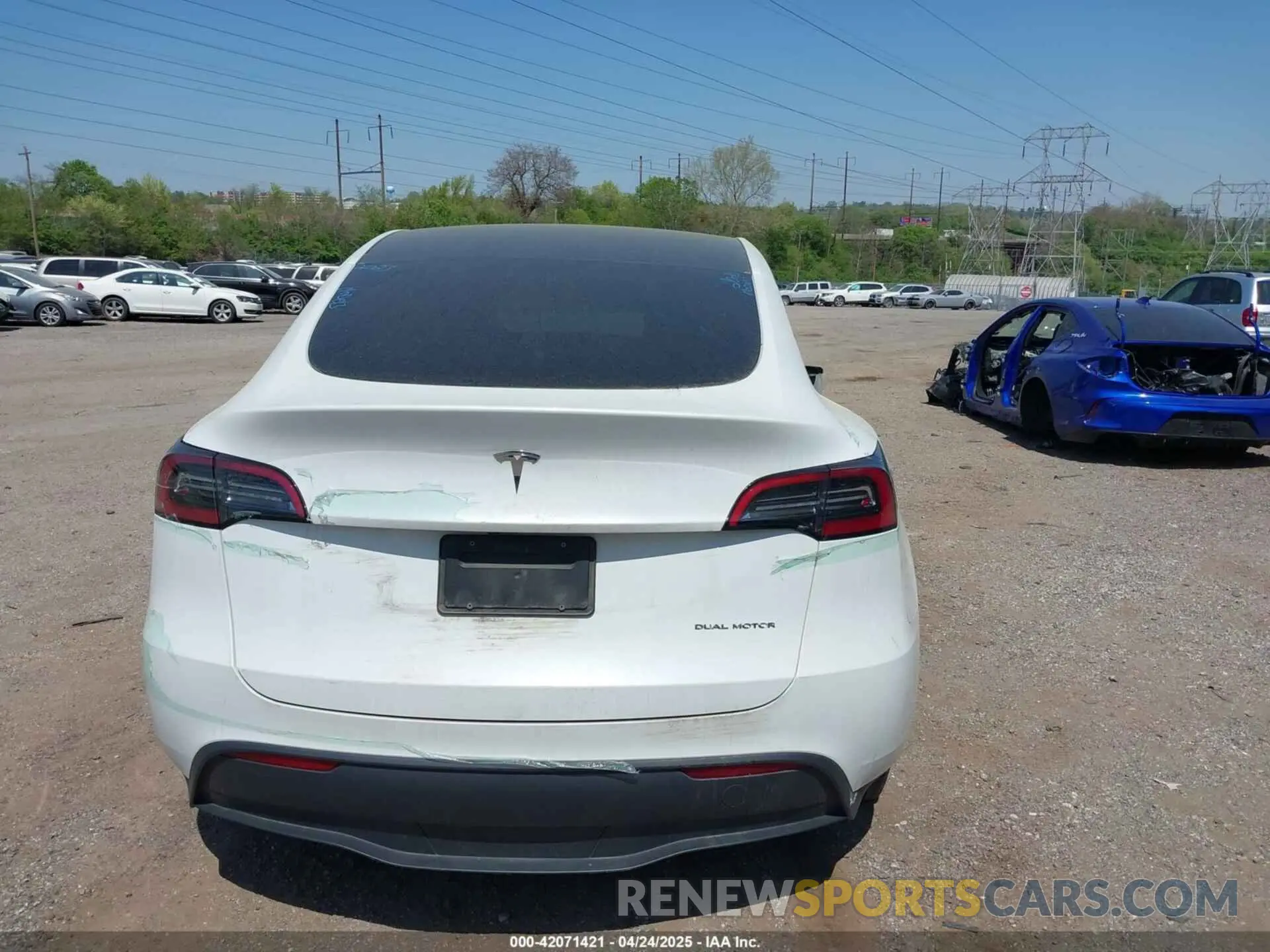 16 Фотография поврежденного автомобиля 7SAYGDEE0PA130057 TESLA MODEL Y 2023
