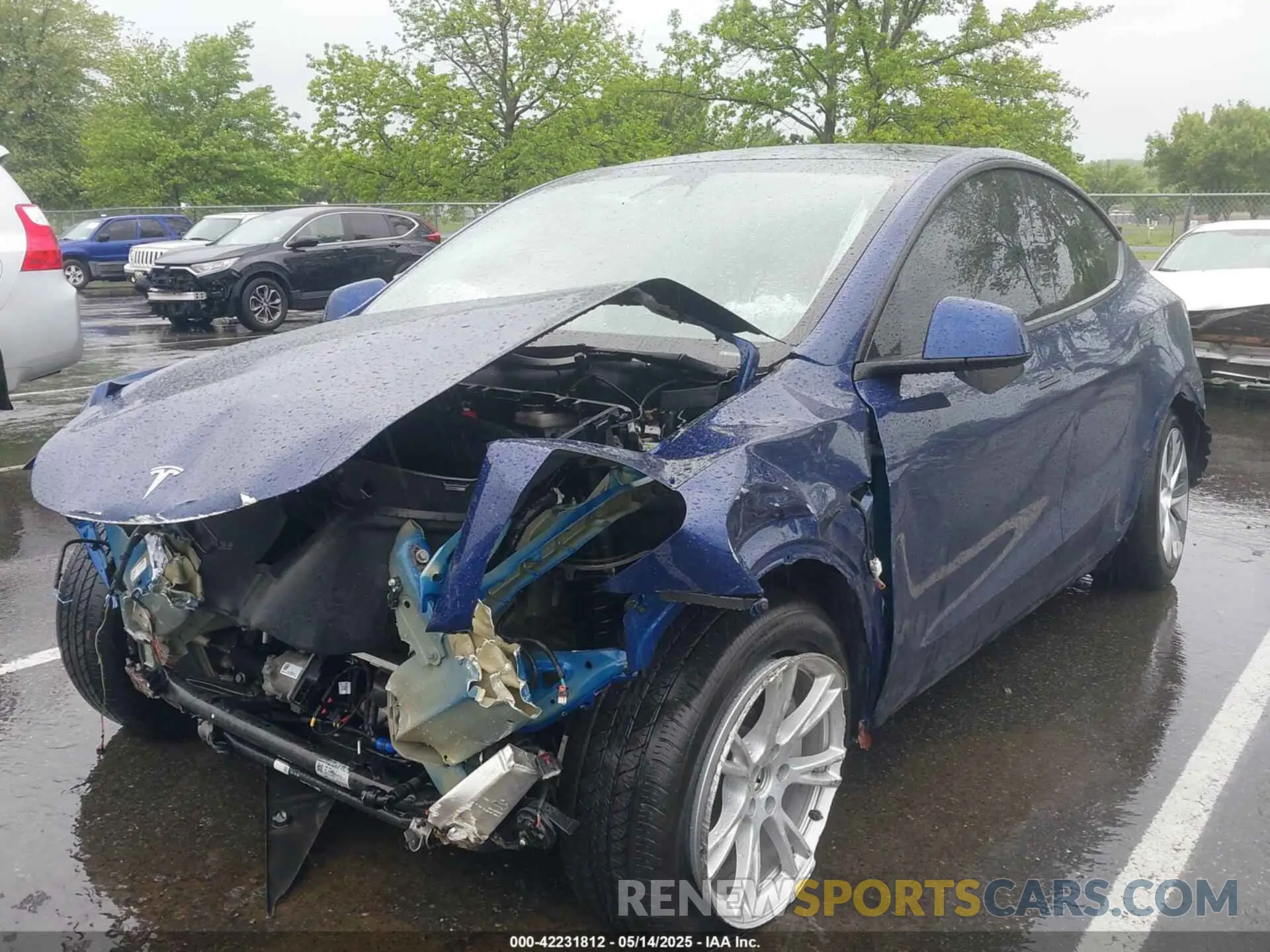2 Photograph of a damaged car 7SAYGDEE0PA130639 TESLA MODEL Y 2023