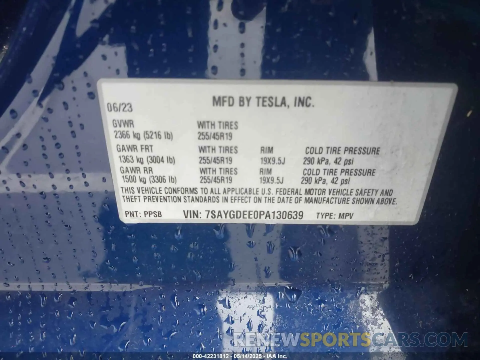 9 Photograph of a damaged car 7SAYGDEE0PA130639 TESLA MODEL Y 2023