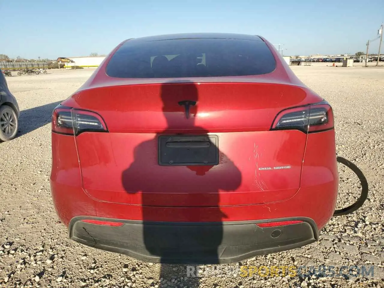 6 Photograph of a damaged car 7SAYGDEE0PA130642 TESLA MODEL Y 2023