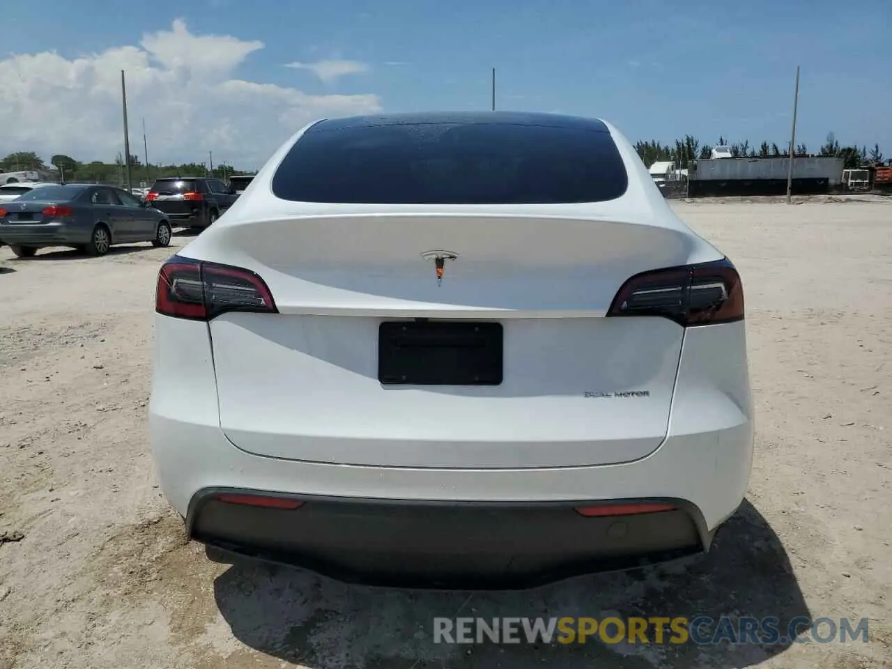 6 Photograph of a damaged car 7SAYGDEE0PA138160 TESLA MODEL Y 2023