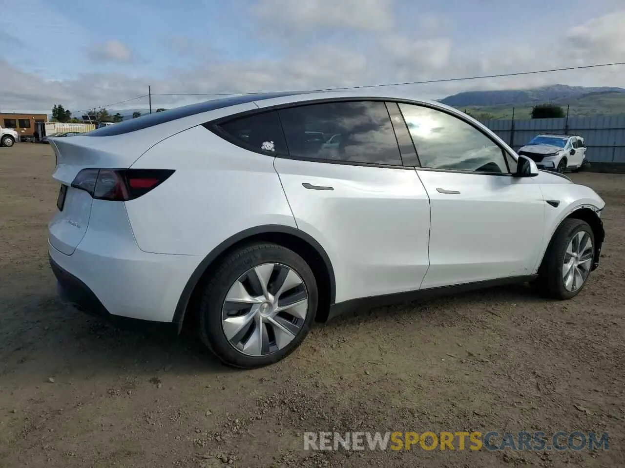3 Photograph of a damaged car 7SAYGDEE0PA140622 TESLA MODEL Y 2023