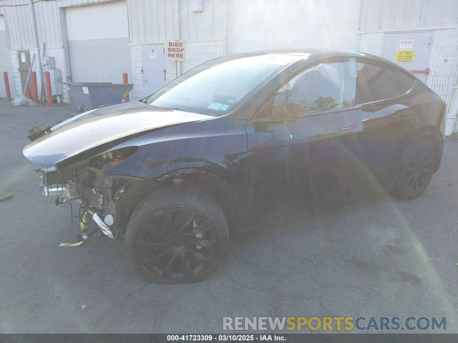 2 Фотография поврежденного автомобиля 7SAYGDEE0PA178691 TESLA MODEL Y 2023