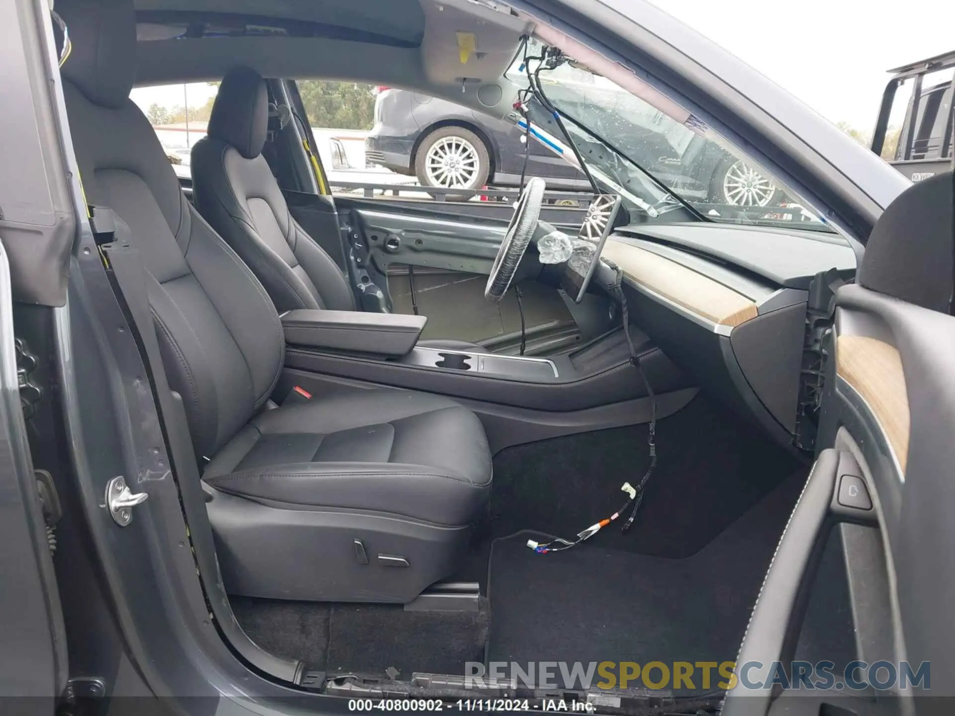 5 Photograph of a damaged car 7SAYGDEE0PA198374 TESLA MODEL Y 2023