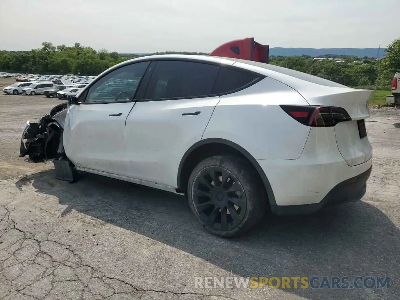 2 Photograph of a damaged car 7SAYGDEE0PF676165 TESLA MODEL Y 2023