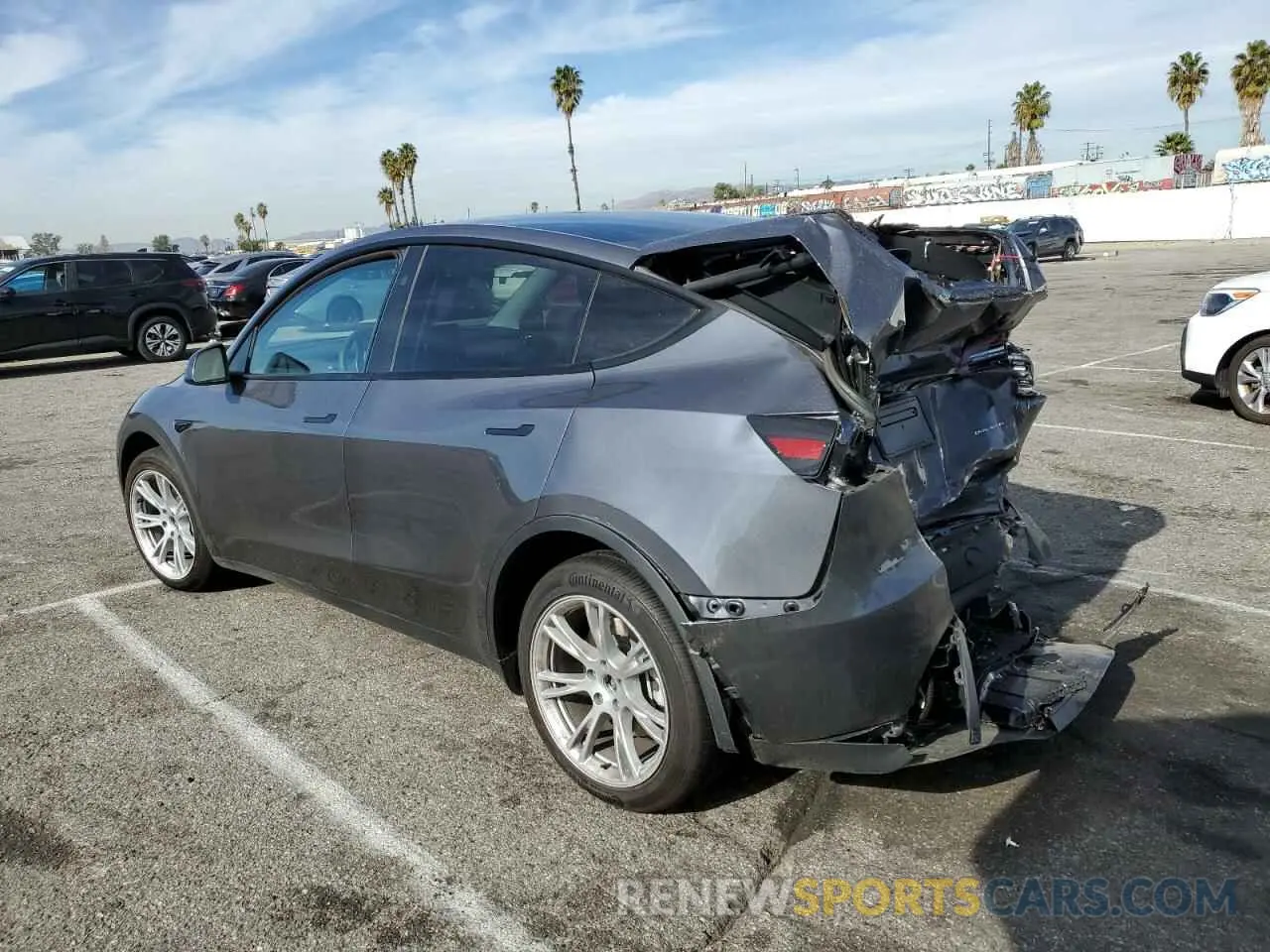 2 Фотография поврежденного автомобиля 7SAYGDEE0PF899743 TESLA MODEL Y 2023
