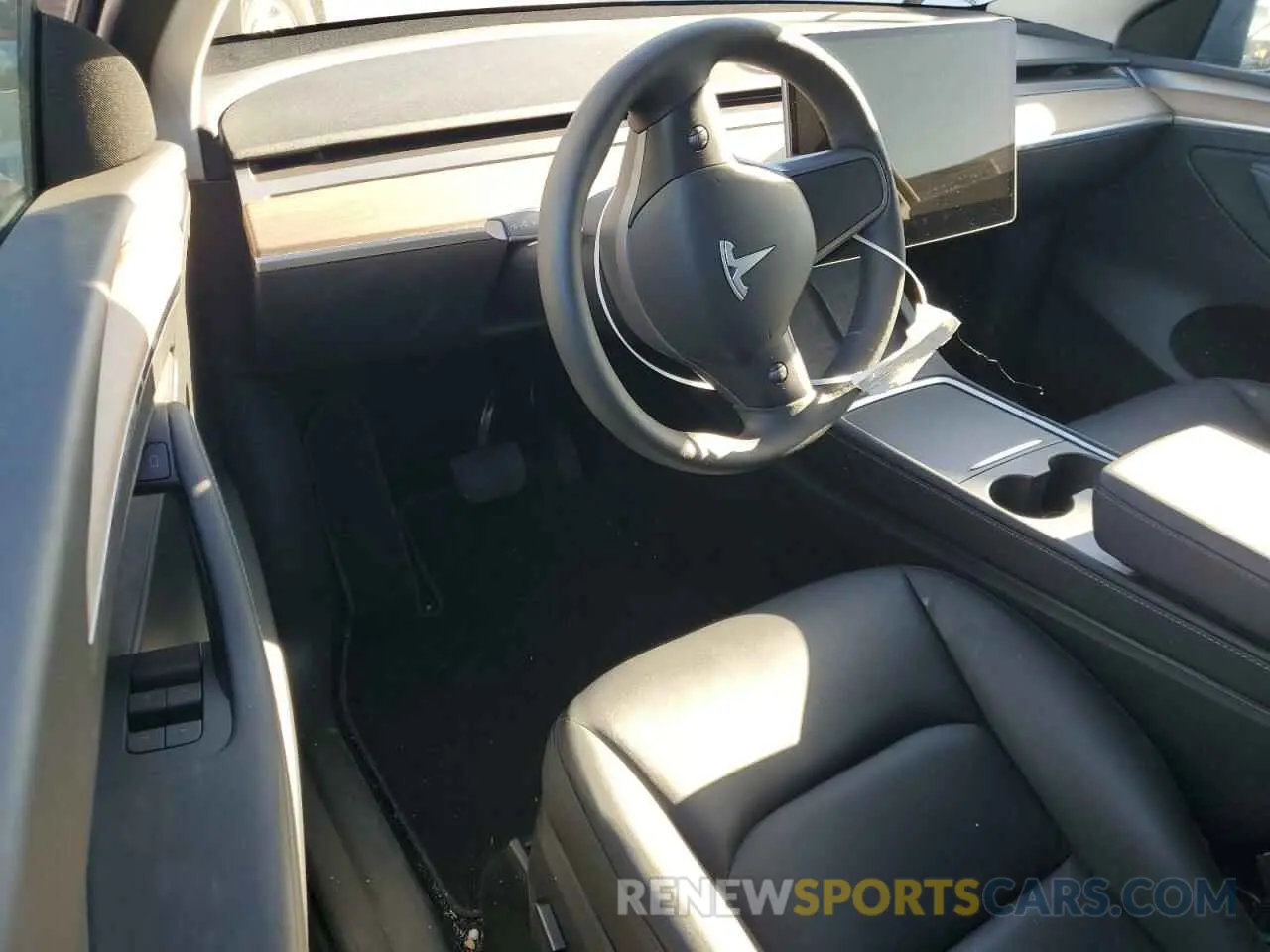 8 Фотография поврежденного автомобиля 7SAYGDEE0PF899743 TESLA MODEL Y 2023