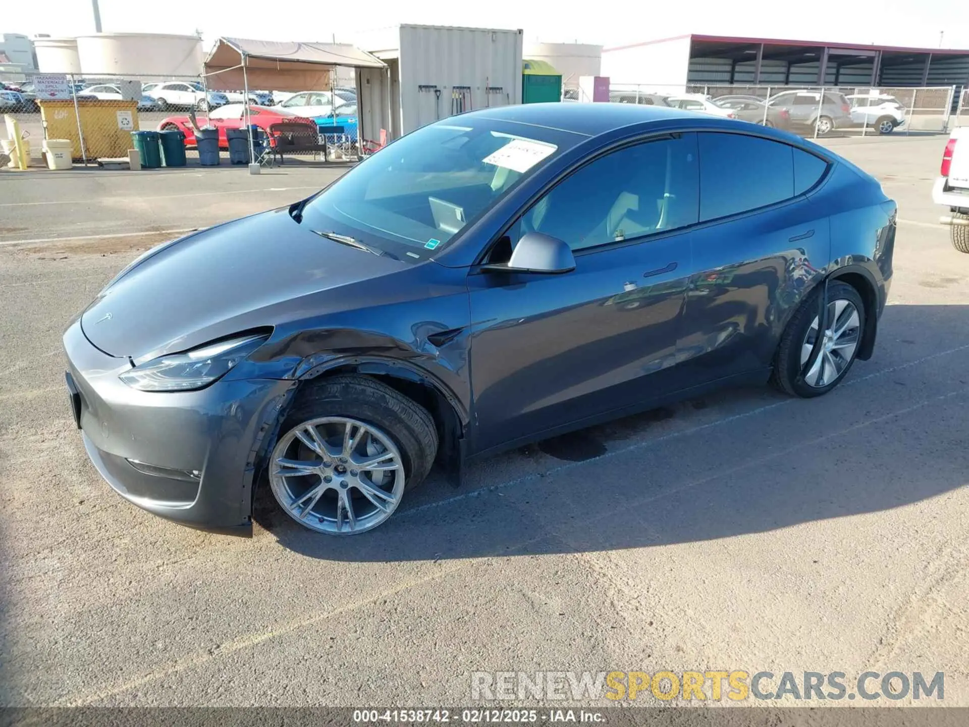 2 Photograph of a damaged car 7SAYGDEE0PF928836 TESLA MODEL Y 2023