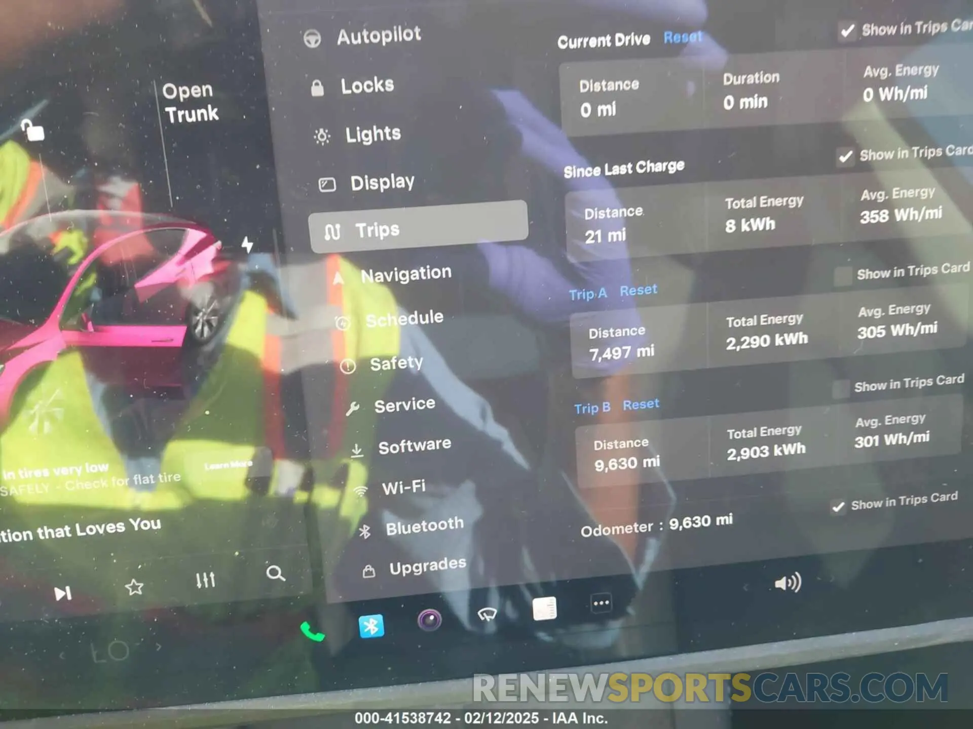 7 Photograph of a damaged car 7SAYGDEE0PF928836 TESLA MODEL Y 2023
