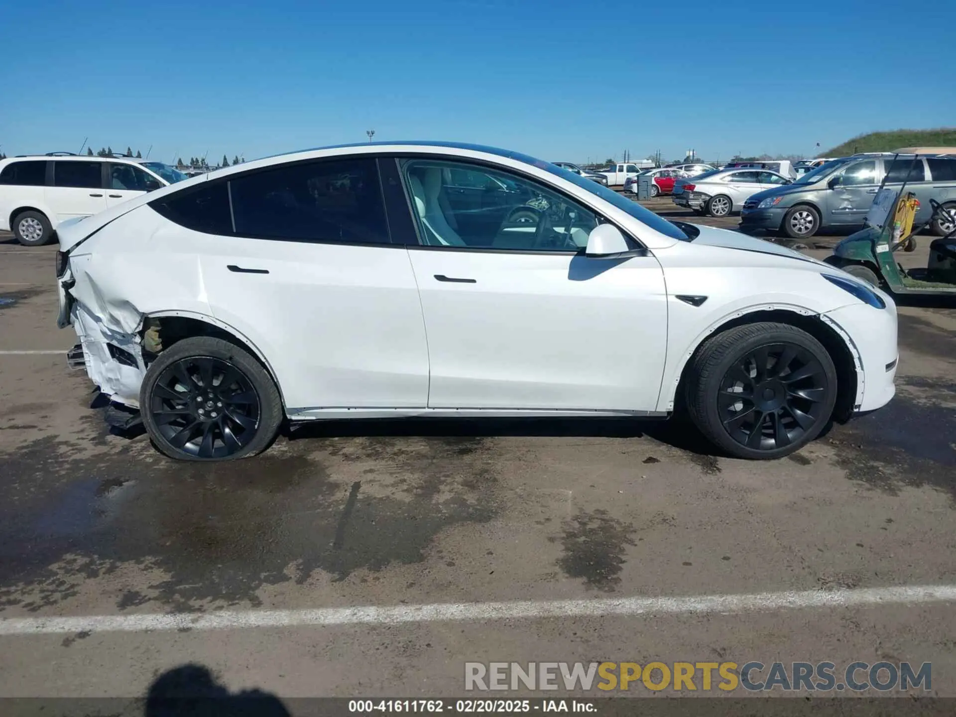 13 Фотография поврежденного автомобиля 7SAYGDEE0PF945202 TESLA MODEL Y 2023