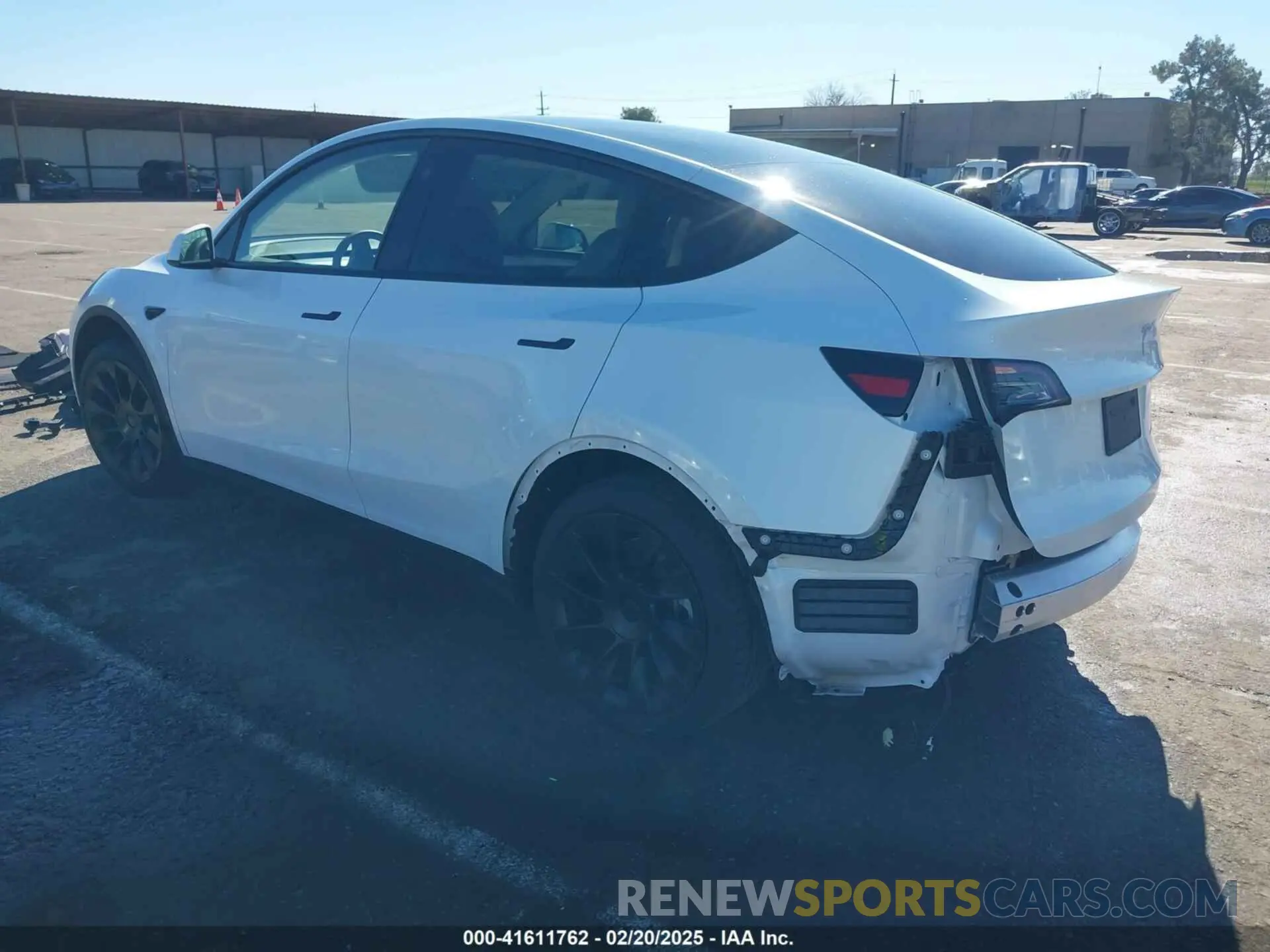 3 Фотография поврежденного автомобиля 7SAYGDEE0PF945202 TESLA MODEL Y 2023