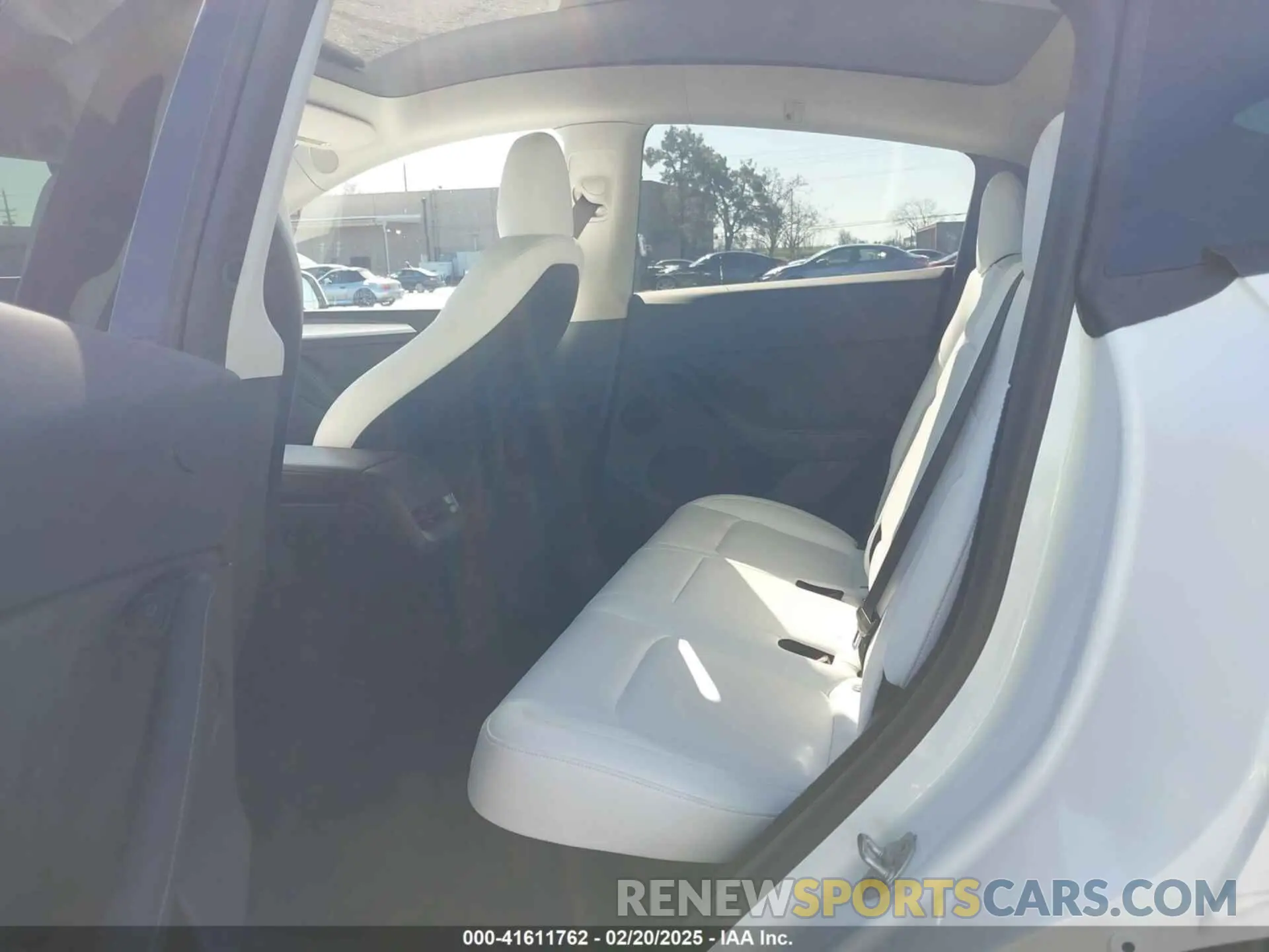 8 Фотография поврежденного автомобиля 7SAYGDEE0PF945202 TESLA MODEL Y 2023