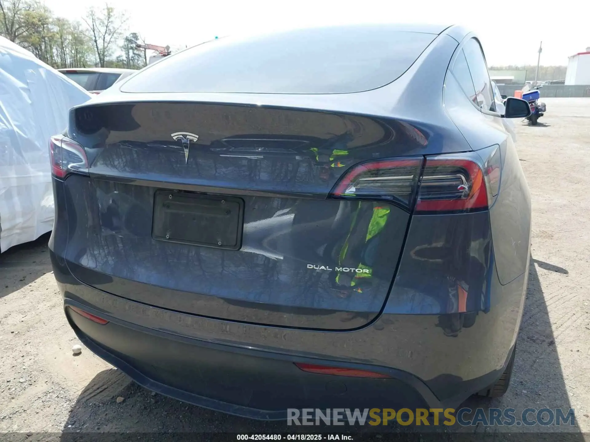 16 Фотография поврежденного автомобиля 7SAYGDEE0PF977874 TESLA MODEL Y 2023
