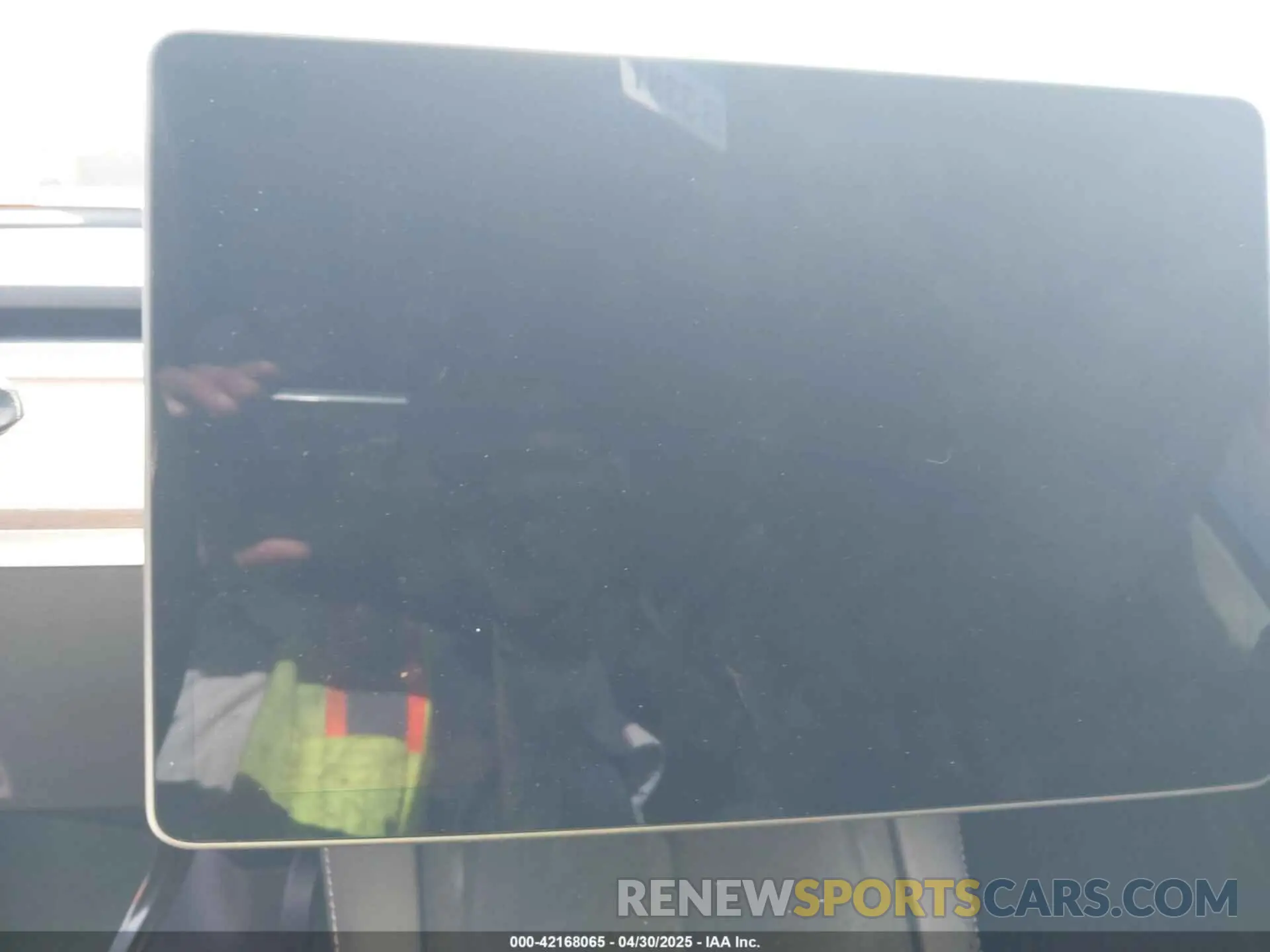 7 Photograph of a damaged car 7SAYGDEE1PA034664 TESLA MODEL Y 2023