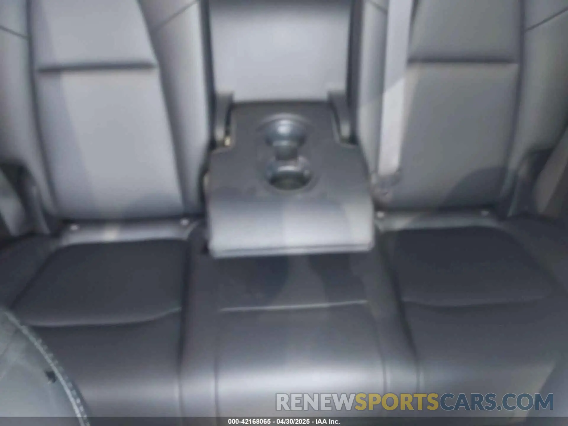8 Photograph of a damaged car 7SAYGDEE1PA034664 TESLA MODEL Y 2023