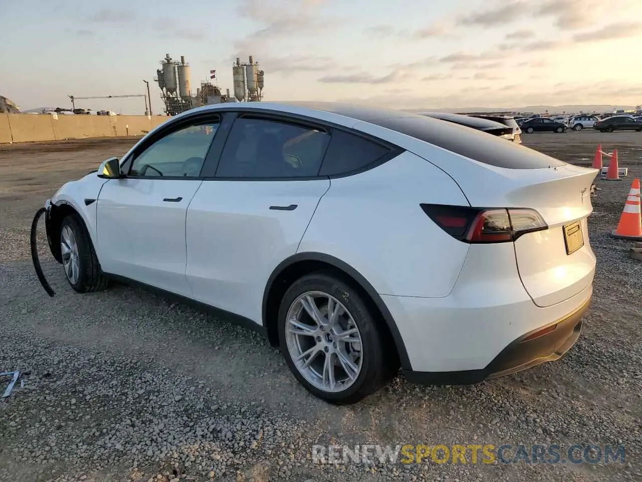 2 Фотография поврежденного автомобиля 7SAYGDEE1PA039069 TESLA MODEL Y 2023