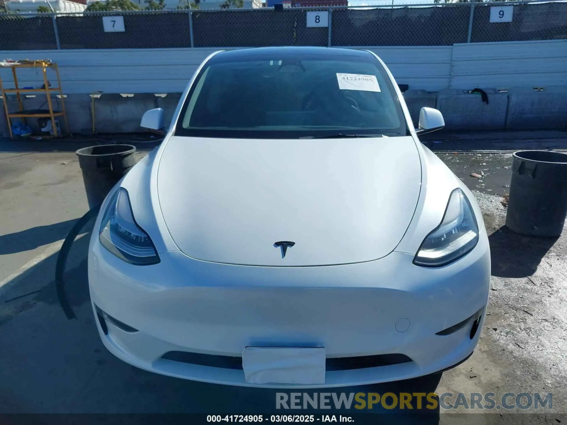 12 Photograph of a damaged car 7SAYGDEE1PA052047 TESLA MODEL Y 2023