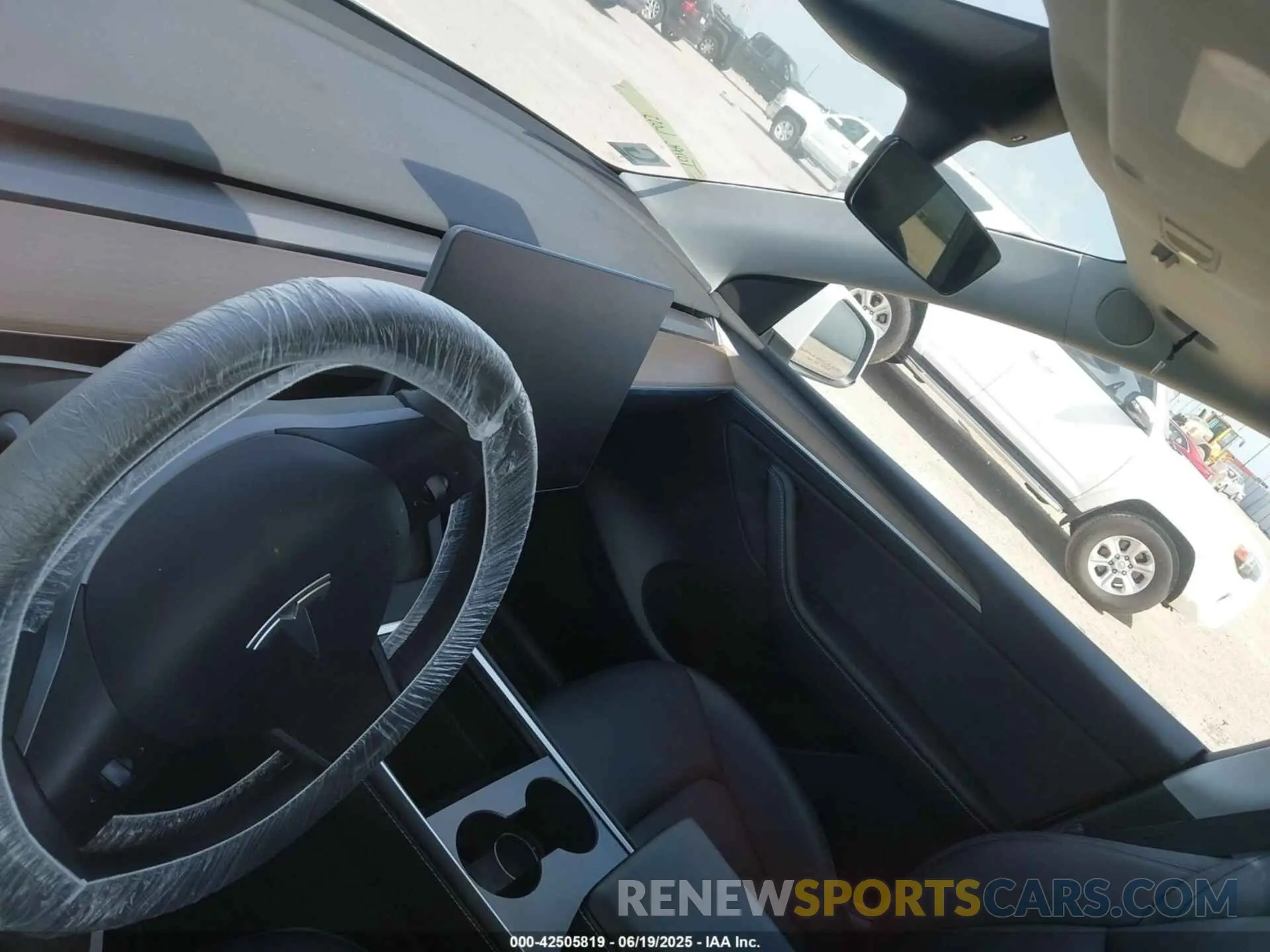 14 Фотография поврежденного автомобиля 7SAYGDEE1PA078535 TESLA MODEL Y 2023