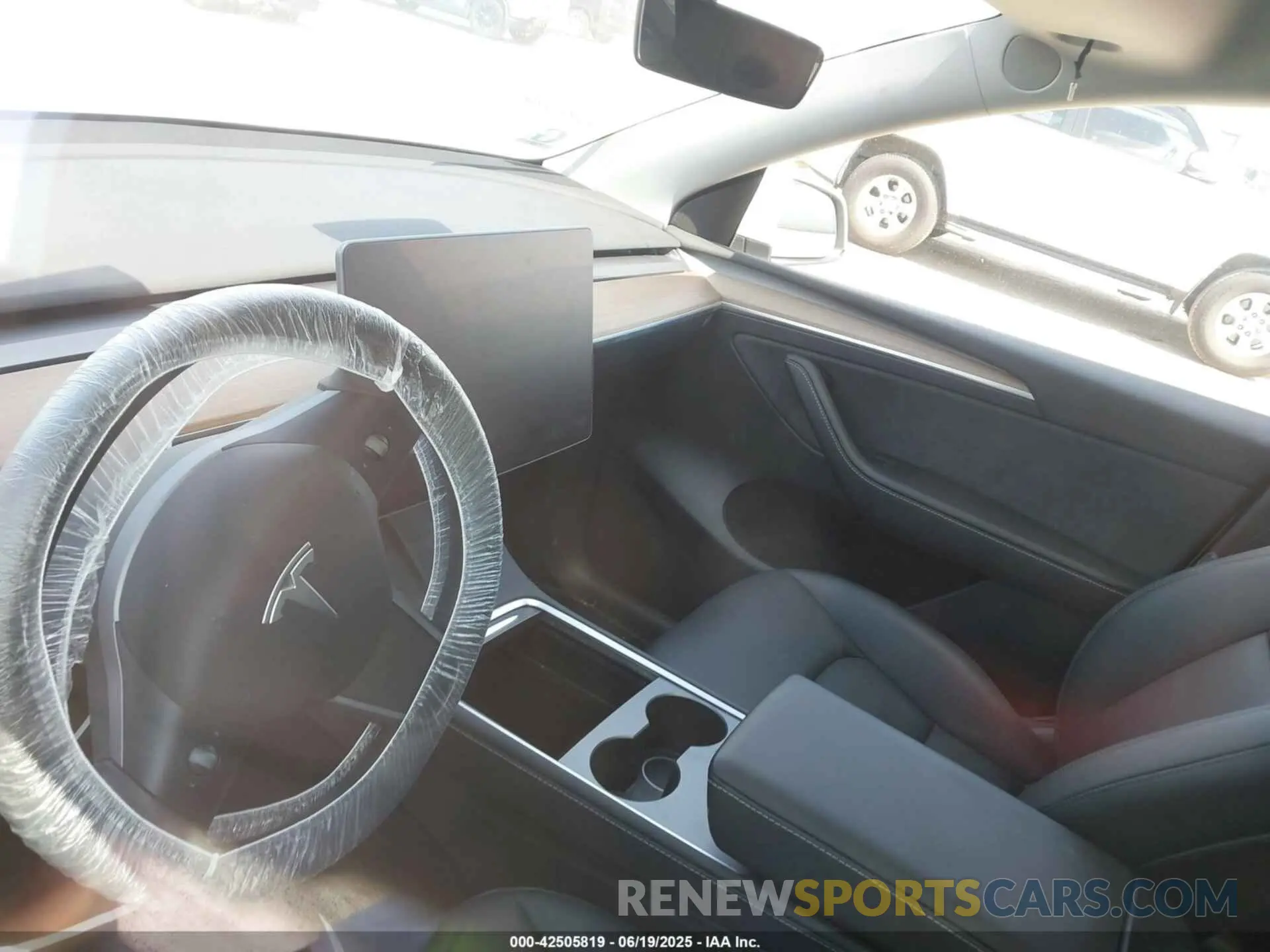 16 Фотография поврежденного автомобиля 7SAYGDEE1PA078535 TESLA MODEL Y 2023