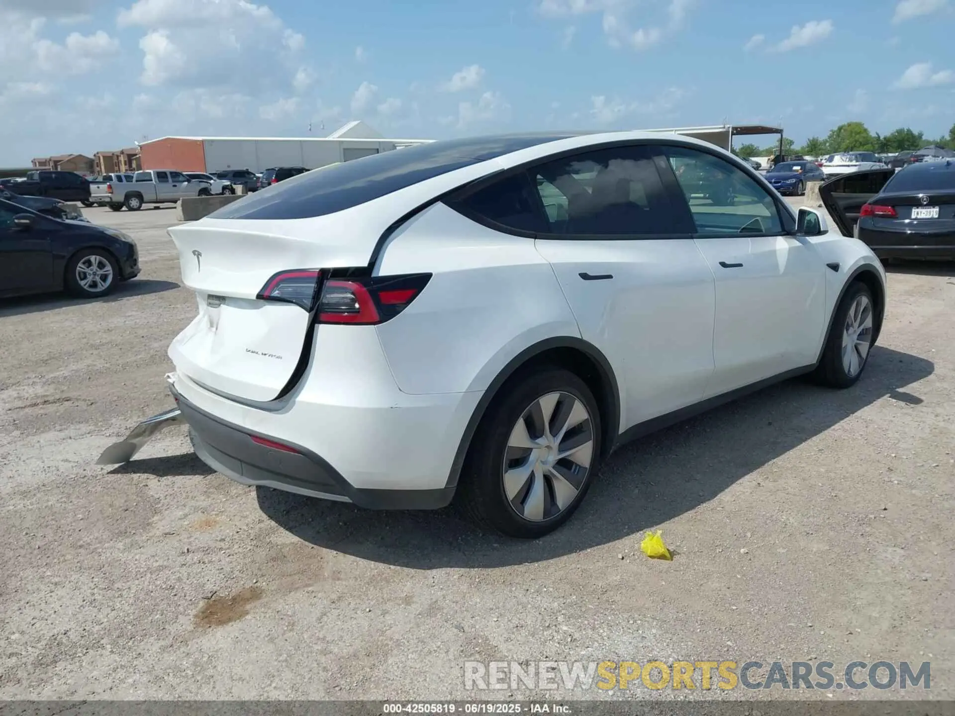 4 Фотография поврежденного автомобиля 7SAYGDEE1PA078535 TESLA MODEL Y 2023