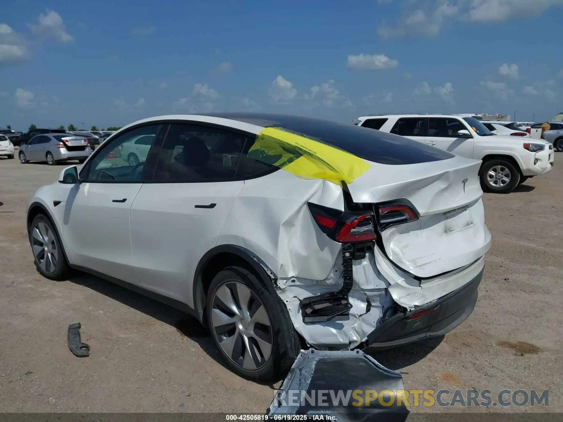 6 Фотография поврежденного автомобиля 7SAYGDEE1PA078535 TESLA MODEL Y 2023